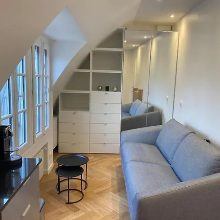 Parisien Avec Vue, Au Coeur Du 7e Arrondissement Apartment Paris